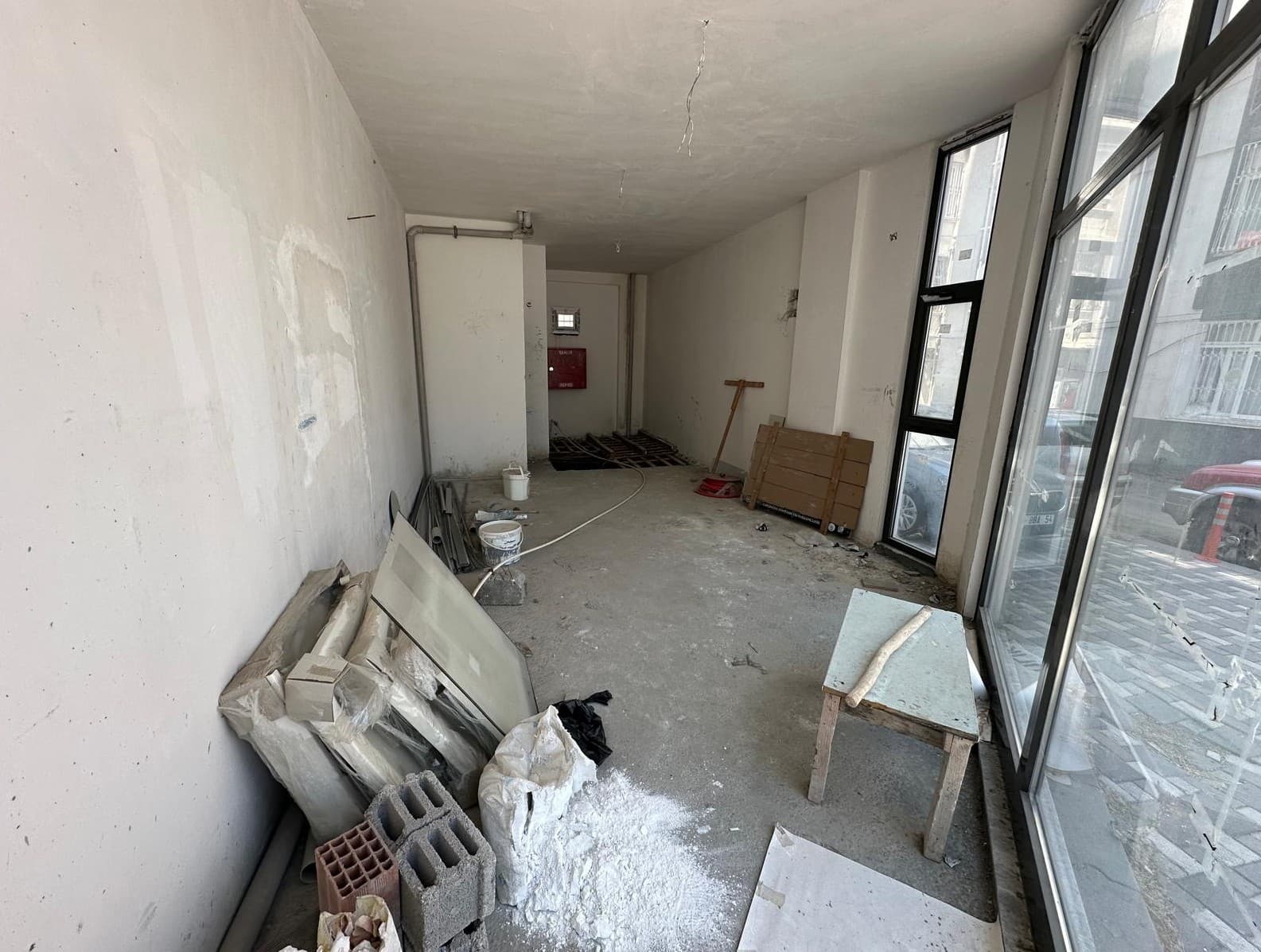 EMLAK MARKASI'ndan ORDU CADDESİ CİVARI 70M2 SIFIR İŞYERİ !!