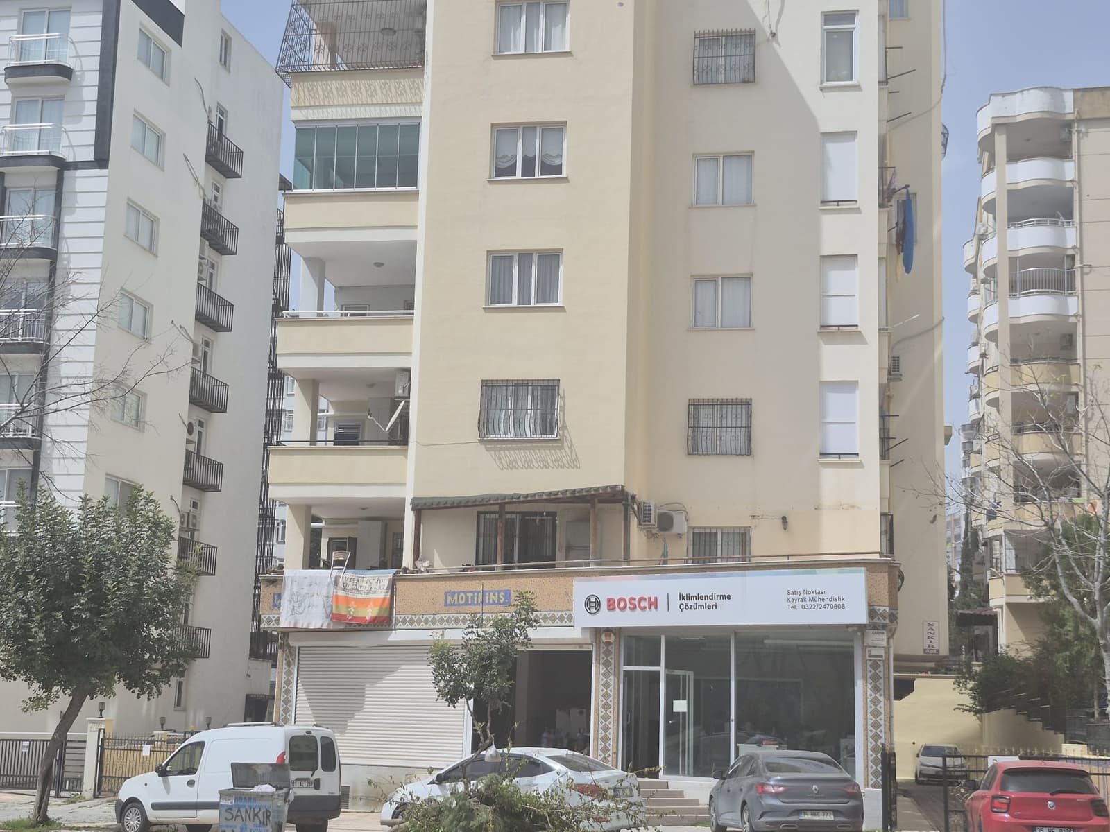 EMLAK MARKASI'ndan 450 m2 BULVAR ÜZERİ ZEMİN+BODRUM İŞYERİ